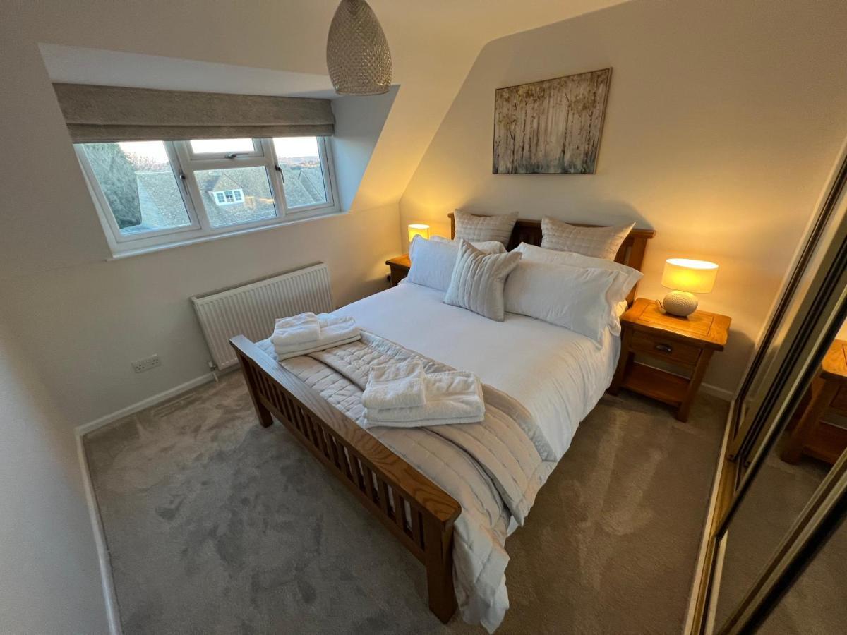 Luxurious 4 Bedroom Home In The Heart Of The Cotswolds With Hot Tub! Stow-on-the-Wold Buitenkant foto